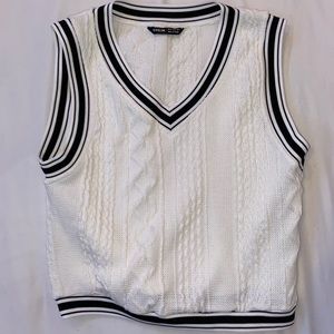 BRAND NEW SEHIN sweater vest